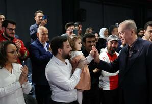 Rəcəb Tayyib Ərdoğan: Biz əfəndi olmağa deyil, xidmət etməyə gəldik TƏHLİL