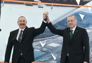 Rəcəb Tayyib Ərdoğan: Biz əfəndi olmağa deyil, xidmət etməyə gəldik TƏHLİL