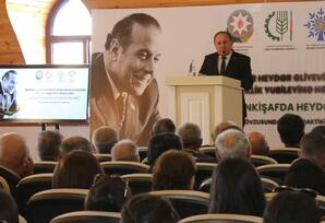 GÖYGÖLDƏ ELMİ PRAKTİK KONFRANS KEÇİRİLİB FOTOLAR
