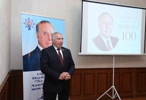 “Azərbaycanın dövlət müstəqilliyi əbədidir, sarsılmazdır, dönməzdir” FOTOLAR