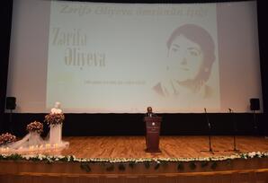 “Zərifə Əliyeva ömrünün işığı” FOTOLAR