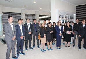 Gənc partiya fəalları Heydər Əliyev Mərkəzini ziyarət ediblər FOTOLAR