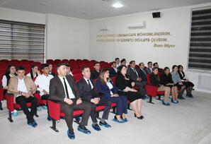 Gənc partiya fəalları Heydər Əliyev Mərkəzini ziyarət ediblər FOTOLAR