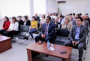 Yasamal rayonunda elmi-praktik seminar keçirilib FOTOLAR
