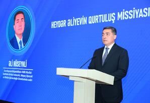 “Müstəqil Azərbaycanın Banisi” FOTOLAR