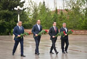“Üfüqlərdə doğan günəş” FOTOLAR
