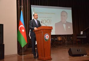 “Üfüqlərdə doğan günəş” FOTOLAR
