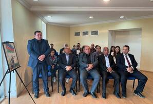 Kəlbəcərdə Ulu Öndərin 100 illiyi ilə əlaqədar rəsm sərgisi keçirilib FOTOLAR