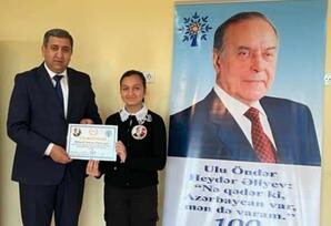 Kəlbəcərdə Ulu Öndərin 100 illiyi ilə əlaqədar rəsm sərgisi keçirilib FOTOLAR