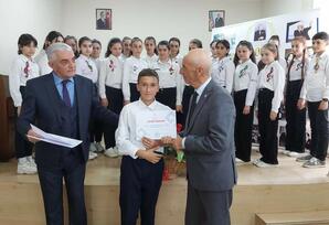 Qubanın Uşaq İncəsənət məktəbində Ulu Öndərin yubileyi təntənəli şəkildə qeyd olunub FOTOLAR