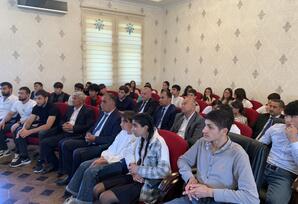 Yarış və müsabiqə qalibləri təltif edilmişdir FOTOLAR