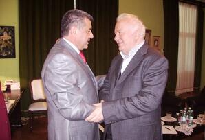 "İrəvana qayıdacağımız gün oynayacağımız ilk tamaşa "Ata vəsiyyəti" olacaq" MÜSAHİBƏ