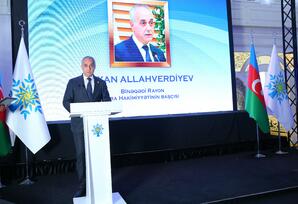Binəqədi rayonunda Ulu Öndərin yubileyinə həsr olunmuş tədbir keçirilib FOTOLAR