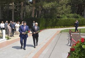 Yasamal rayonunda Tibb işçilərinin peşə bayramı gününə həsr olunmuş tədbir keçirilib FOTOLAR