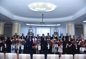 “Ümummilli Lider və milli səhiyyənin inkişafı” FOTOLAR
