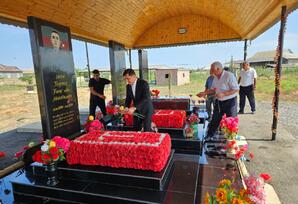 Biləsuvarda şəhidlərinin doğum günlərində xatirələri anılıb FOTOLAR