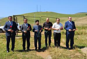 Gədəbəydə şəhid Azər Hüseynovun məzarı ziyarət olunub FOTOLAR
