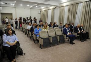 Dəniz cəngavərlərinin dünəni, bu günü, sabahı