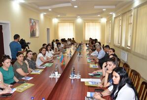 Regionlarda qohum nikahlarla mübarizəyə dair maarifləndirici seminarlar keçirilib FOTO
