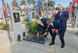 Vətən Müharibəsi Şəhidlərinin əziz xatirəsi yad olundu FOTOLAR