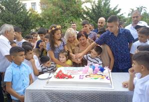 Xüsusi qayğıya ehtiyacı olan uşaqlar üçün tədbir təşkil edilib FOTOLAR