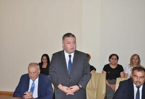 Pirallahıda imtahanlarda yüksək nəticə göstərən tələbələrlə görüş keçirildi FOTOLAR