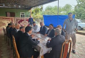 Şəhidin anım günündə xatirəsi yad edildi FOTOLAR