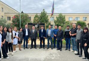YAP Pirallahı rayon təşkilatı fəallarla görüş keçirib
