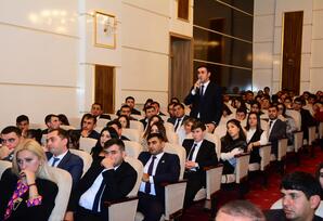Gənclərimiz Heydər Əliyev irsini dərindən öyrənməlidirlər FOTOLAR