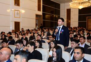 Gənclərimiz Heydər Əliyev irsini dərindən öyrənməlidirlər FOTOLAR