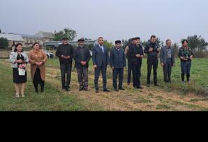 Gədəbəydə şəhid məzarları ​ziyarət olunub FOTOLAR
