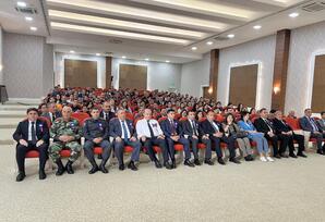 Xızıda Ulu Öndərin 100 illik yubileyinə həsr edilmiş konfrans keçirildi FOTOLAR