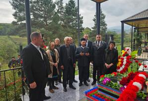 Cəfərli kəndində şəhid Tofiq Həsənovun məzarı ziyarət olunub FOTOLAR