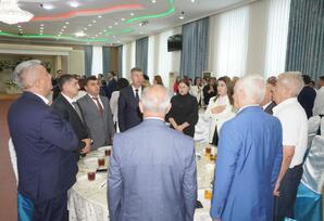 Beynəlxalq Müəllimlər Günü münasibətilə tədbir təşkil olunub FOTOLAR