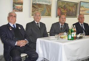 Prezident yalnız öz xalqına arxalanır FOTOLAR
