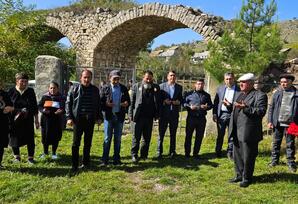 Gədəbəydə şəhid Bəybala Əliyevin məzarı ziyarət edilib FOTOLAR