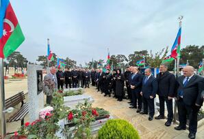 Şəhid Aqşin Novruzovun xatirəsi yad edilib FOTOLAR