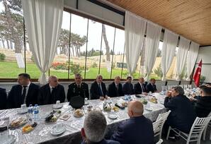 Şəhid Ruslan Cəfərovun məzarı ziyarət olunub FOTOLAR