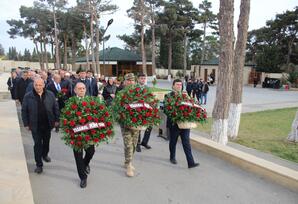Yasamal rayonunda şəhidlərin əziz xatirələri yad olunub FOTOLAR