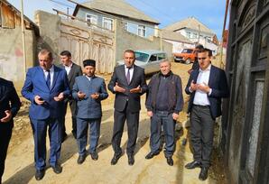 Gədəbəy rayonunda şəhidlərin məzarları ziyarət olunub FOTOLAR