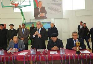 Oğuzda Ümummilli Liderin anım gününə həsr olunmuş “Voleybol” turniri keçirilib FOTOLAR