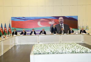 YAP İdarə Heyətinin genişləndirilmiş iclasında cənab İlham Əliyevin prezidentliyə namizədliyi irəli sürülüb  - FOTOLAR