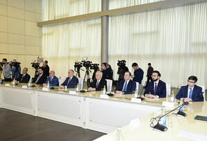 YAP İdarə Heyətinin genişləndirilmiş iclasında cənab İlham Əliyevin prezidentliyə namizədliyi irəli sürülüb  - FOTOLAR