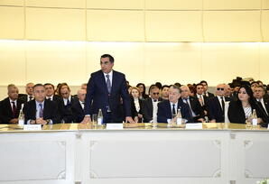 YAP İdarə Heyətinin genişləndirilmiş iclasında cənab İlham Əliyevin prezidentliyə namizədliyi irəli sürülüb  - FOTOLAR