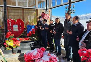 Gədəbəydə şəhid Əli Rzayevin məzarı ziyarət edilib FOTOLAR