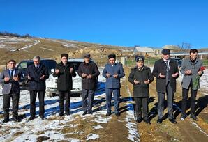 Qoşabulaq kəndində şəhid Hüseyin Əsgərovun məzarı ziyarət edilib FOTOLAR