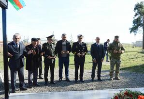 Şəhid Ramil Məmmədovun ailəsinə təltifləri təqdim edildi