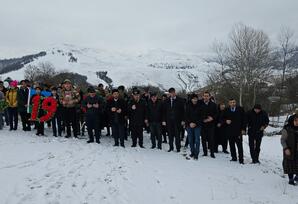 Fərzalı kəndində Elmət Suleymanovun məzarı ziyarət olunub FOTOLAR