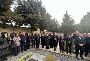 Şəhid Babayev Elvin Əkbər oğlunun doğum günündə əziz xatirəsi yad edildi - ŞƏRH