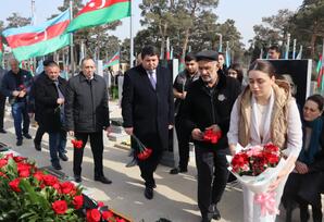 Şəhid Feyruz Hacılının doğum günündə məzarı ziyarət olunub FOTOLAR